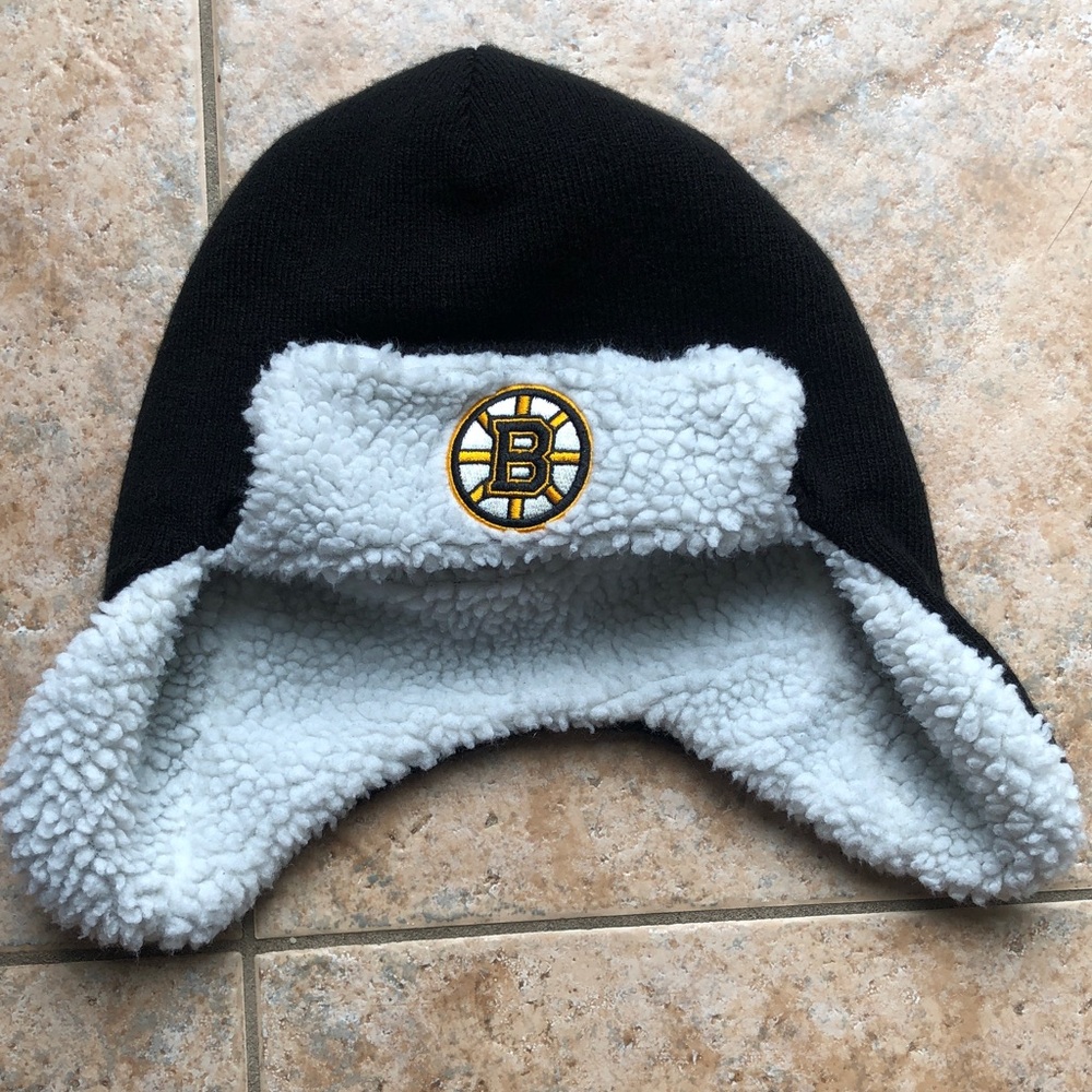 NHL Boston Bruins Winter Trapper Hat